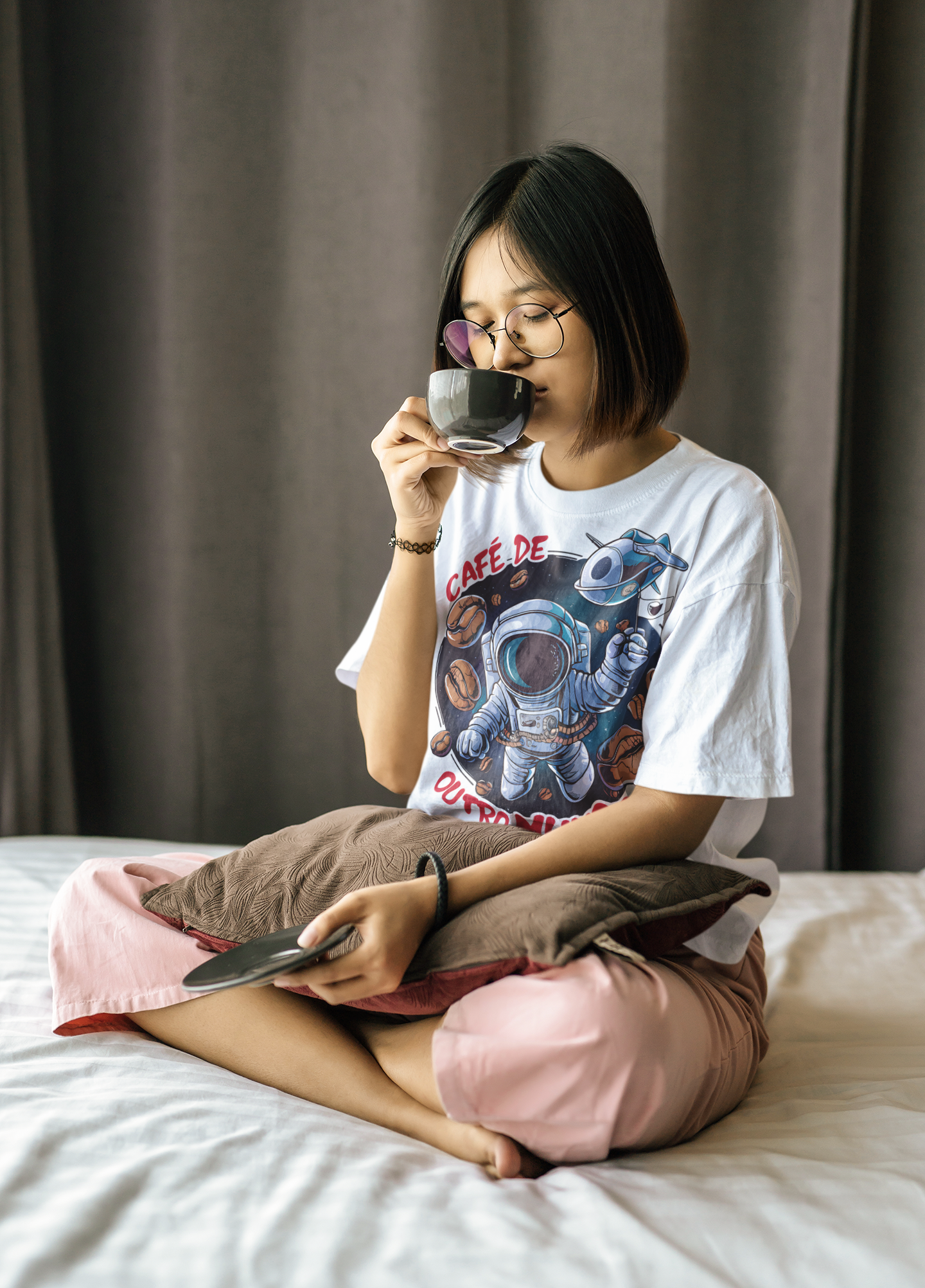 Camiseta Oversized Café de Outro Mundo